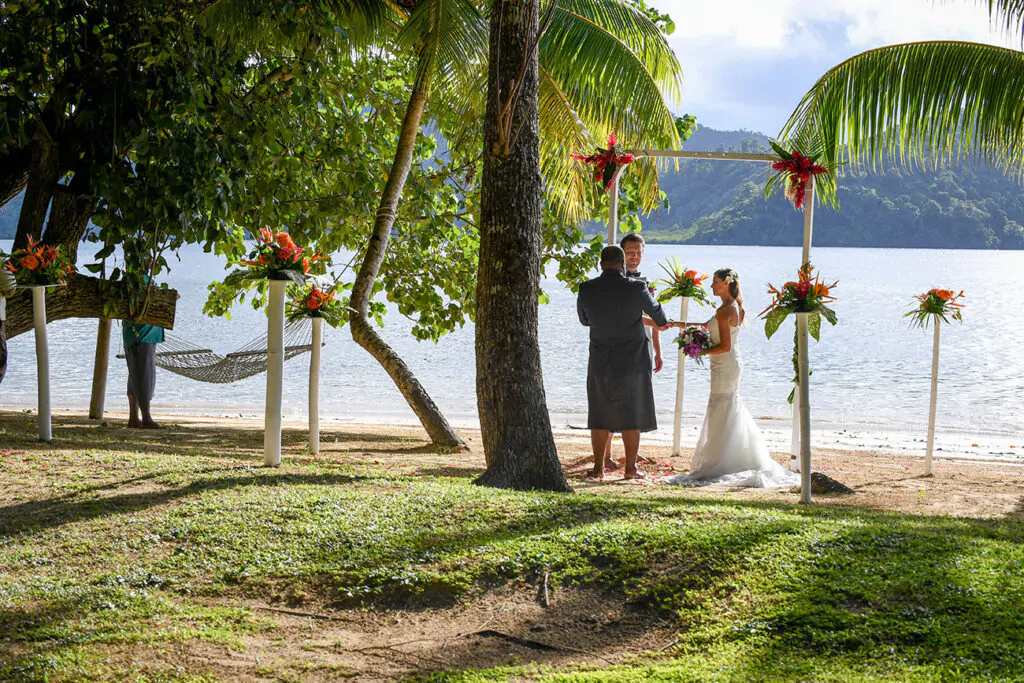 destination wedding in fiji